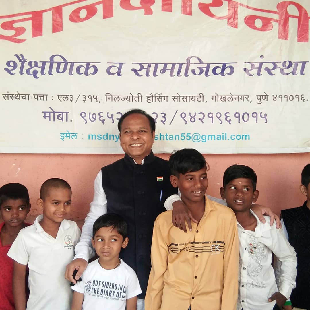 mixed vegetable salad in a mason jar. 